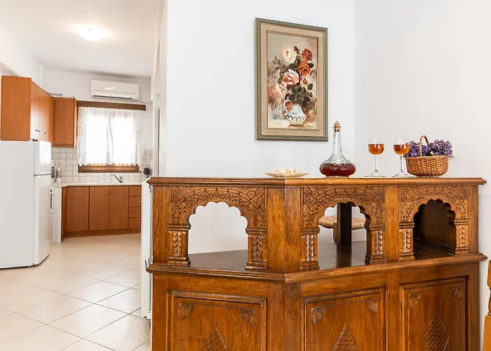 Amaranto Naxos 3 Apartman *