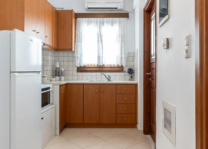 Amaranto Naxos 3 Apartman *