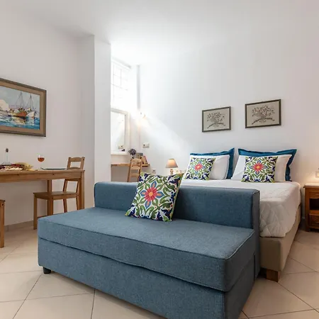 Amaranto Naxos 3 *